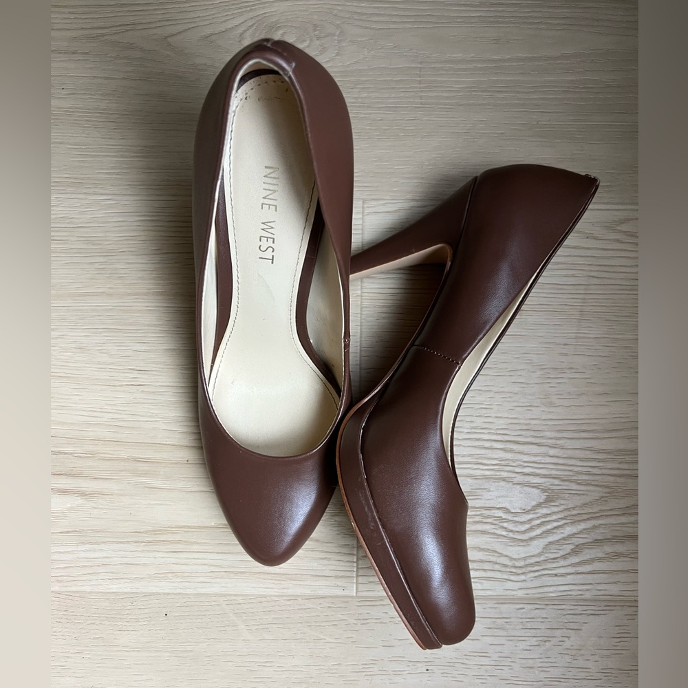 Beautiful Nine West heels